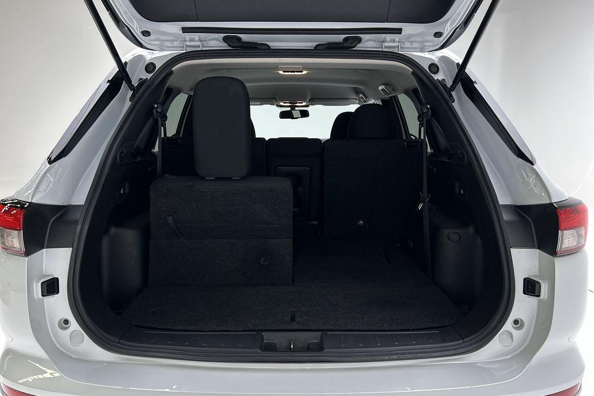 2024 Mitsubishi Outlander LS ZM