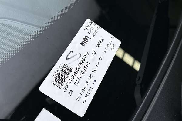 2024 Mitsubishi Outlander LS ZM