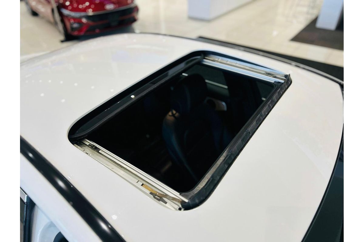 2018 Mercedes-Benz C-Class C200 W205