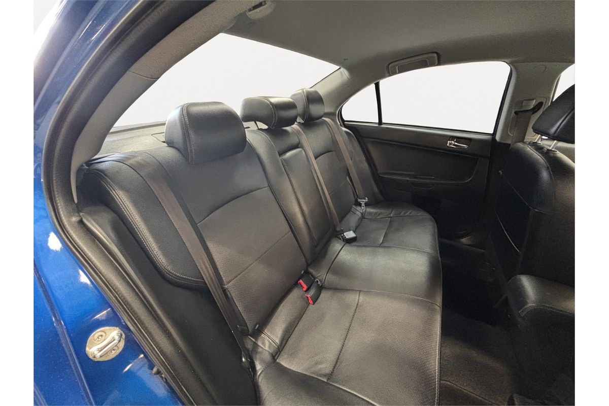 2014 Mitsubishi Lancer LS CJ