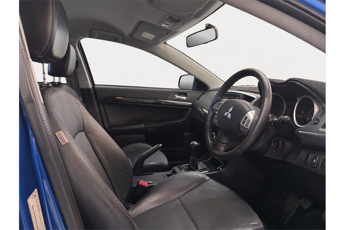 2014 Mitsubishi Lancer LS CJ