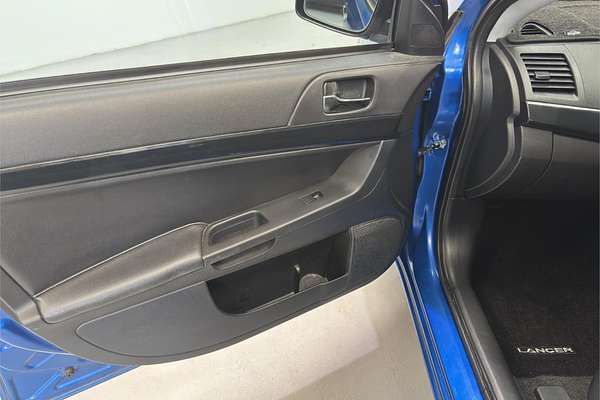 2014 Mitsubishi Lancer LS CJ