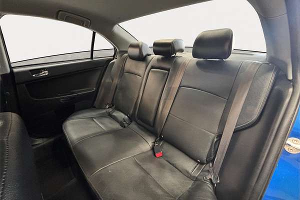 2014 Mitsubishi Lancer LS CJ