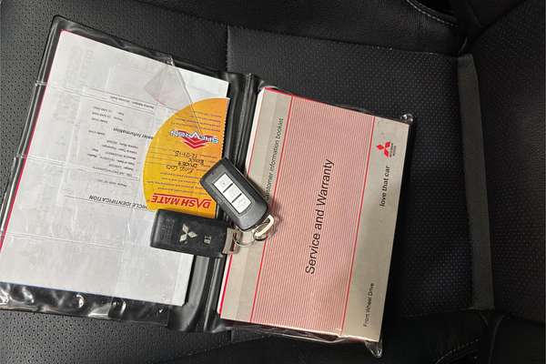 2014 Mitsubishi Lancer LS CJ