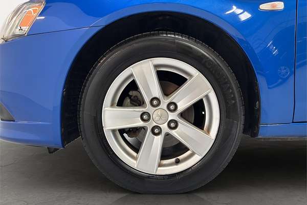 2014 Mitsubishi Lancer LS CJ