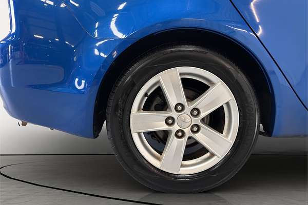 2014 Mitsubishi Lancer LS CJ