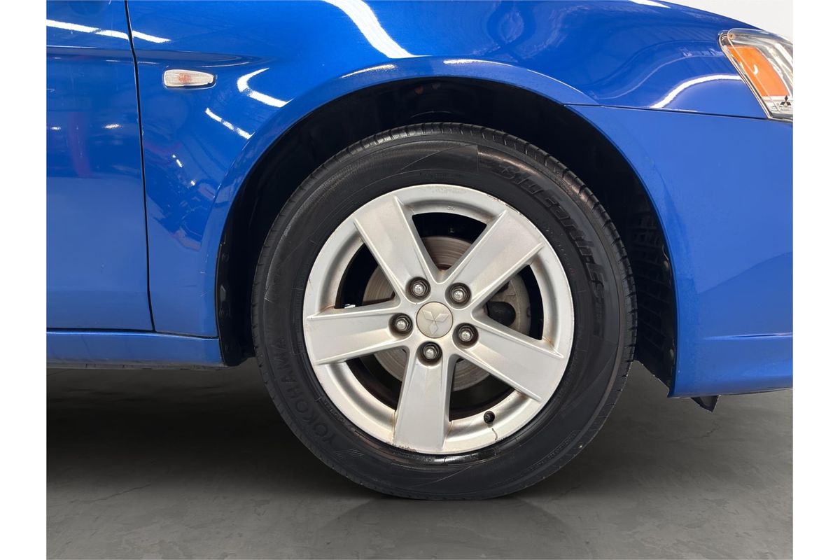 2014 Mitsubishi Lancer LS CJ