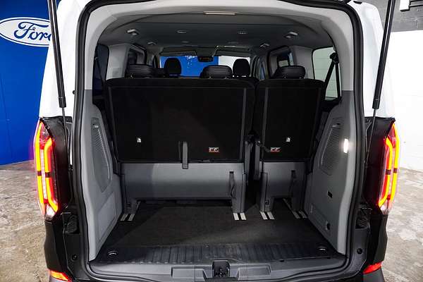 2024 Ford Tourneo Active AV SWB