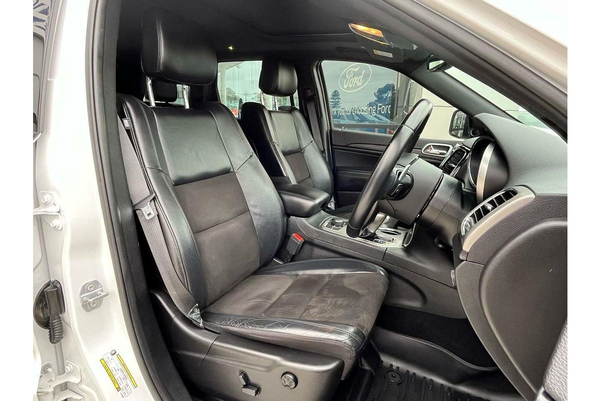 2020 Jeep Grand Cherokee Night Eagle WK