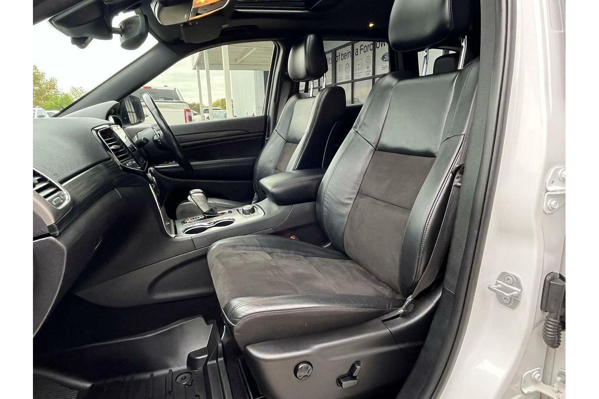 2020 Jeep Grand Cherokee Night Eagle WK