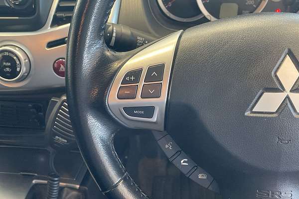 2014 Mitsubishi Triton GLX-R MN 4X4