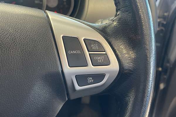 2014 Mitsubishi Triton GLX-R MN 4X4