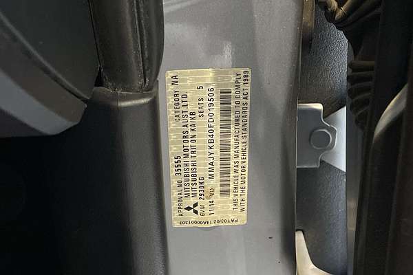 2014 Mitsubishi Triton GLX-R MN 4X4