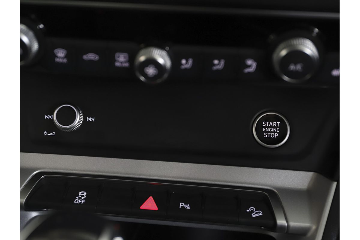 2022 Audi Q3 35 TFSI F3