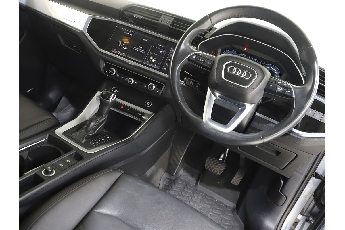 2022 Audi Q3 35 TFSI F3