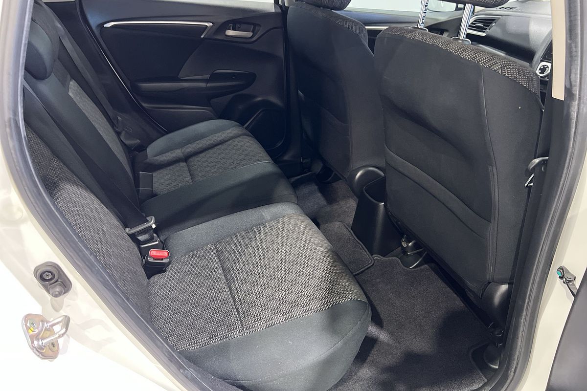 2015 Honda Jazz VTi GF