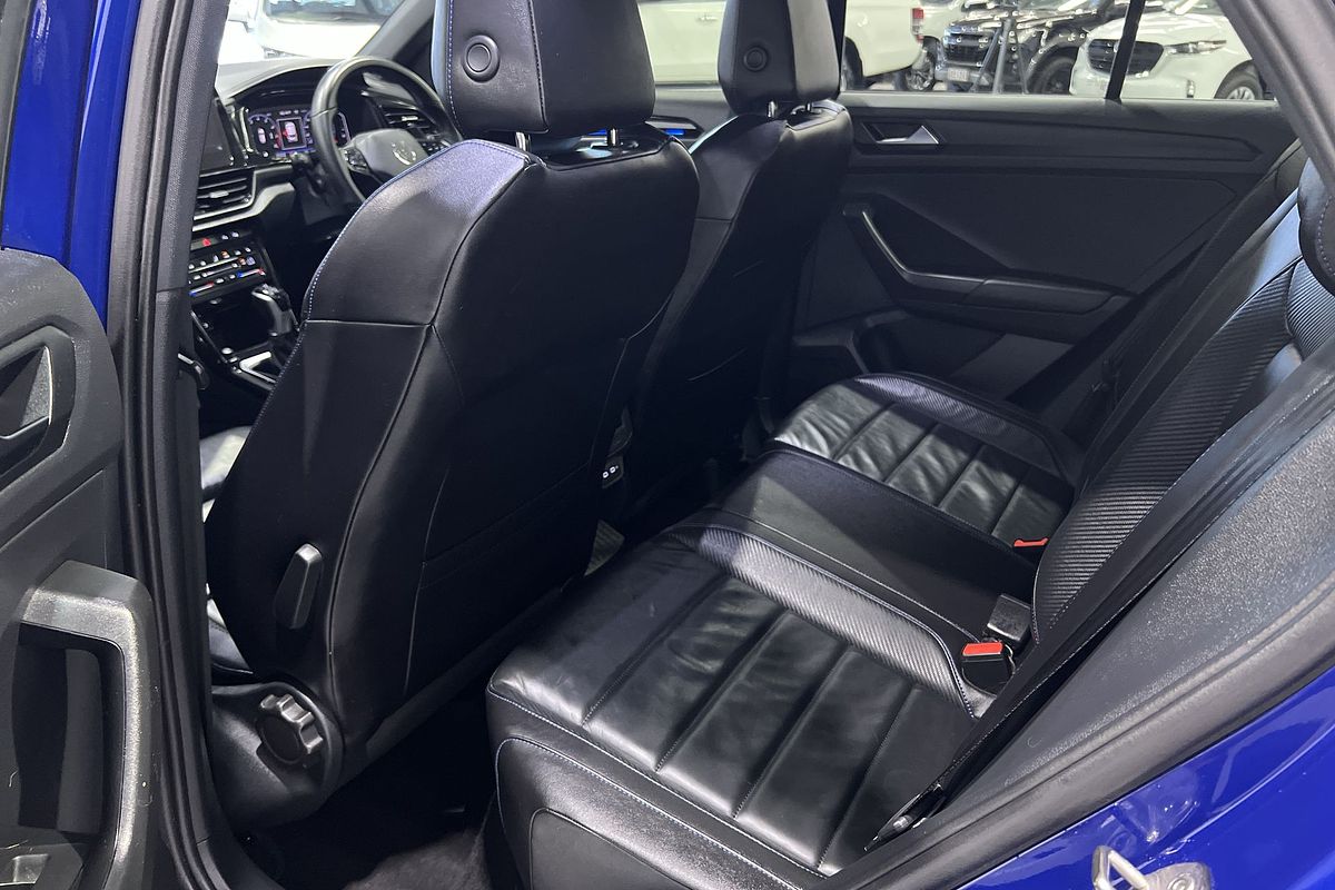 2023 Volkswagen T-Roc R D11