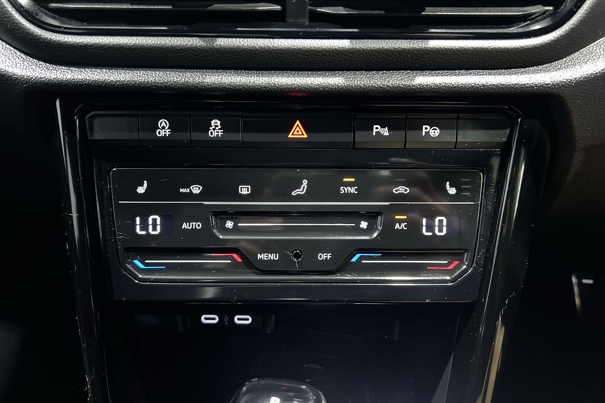 2023 Volkswagen T-Roc R D11