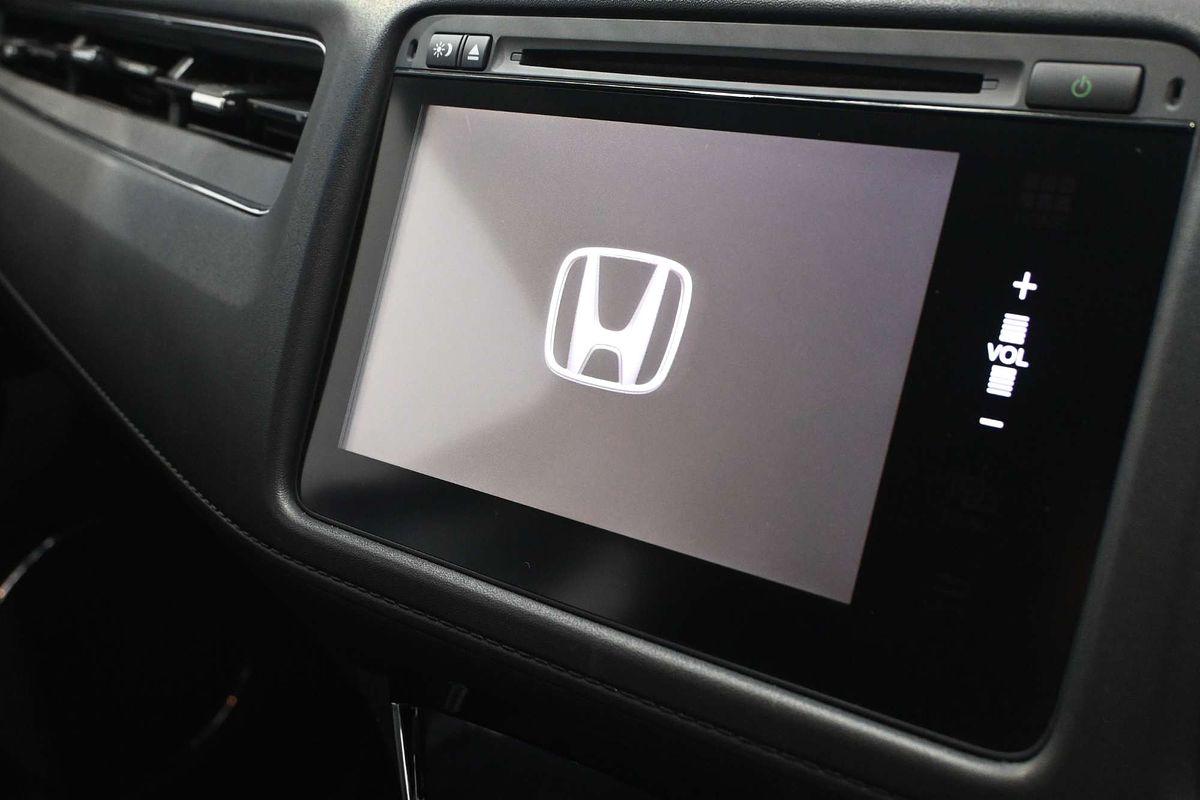 2015 Honda HR-V VTi-S