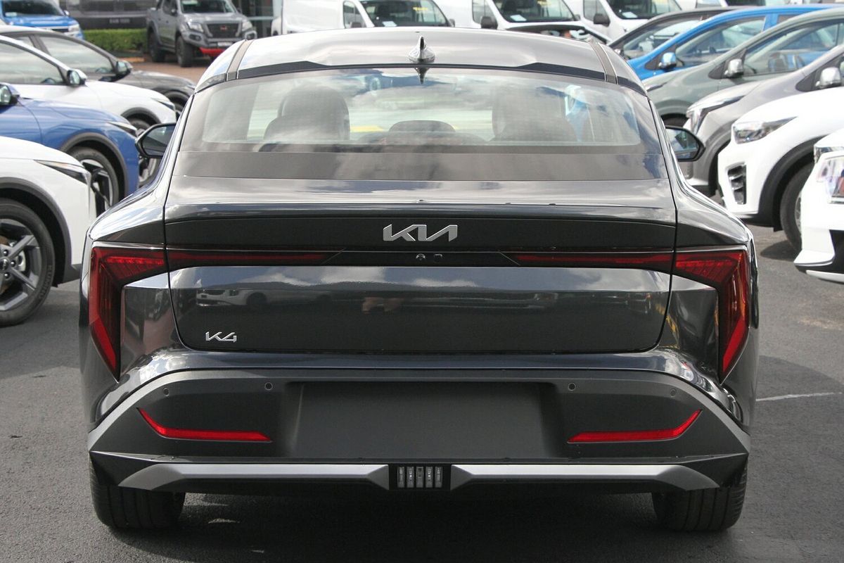 2025 Kia K4 Sport+ CL4m