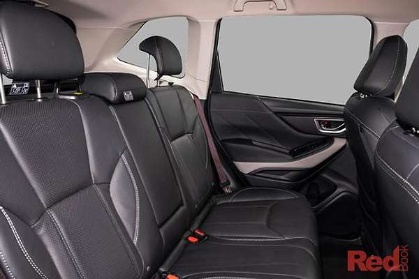 2025 Subaru Forester 2.5i S5