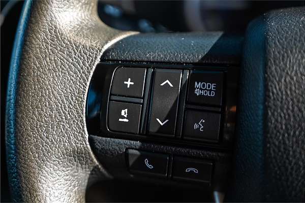 2018 Toyota Hilux SR GUN126R 4X4