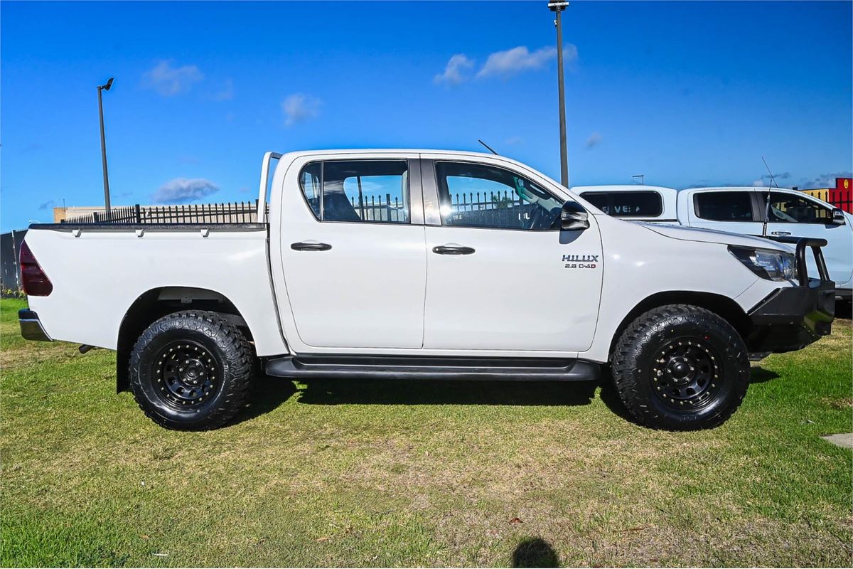 2018 Toyota Hilux SR GUN126R 4X4