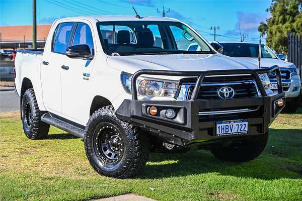 2018 Toyota Hilux SR GUN126R 4X4