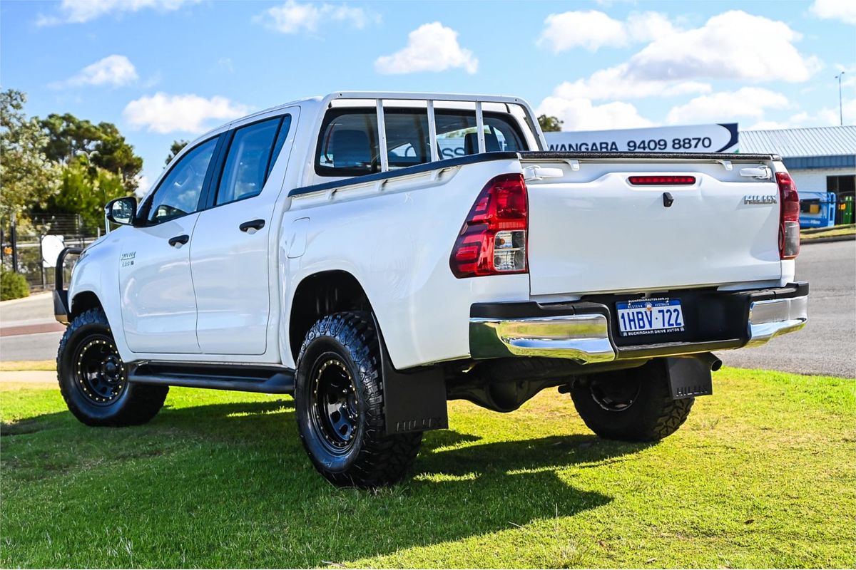 2018 Toyota Hilux SR GUN126R 4X4