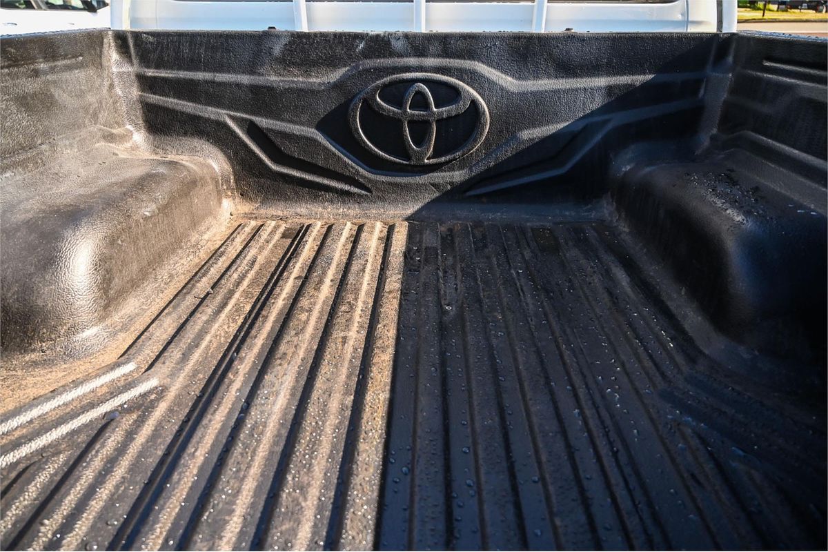 2018 Toyota Hilux SR GUN126R 4X4