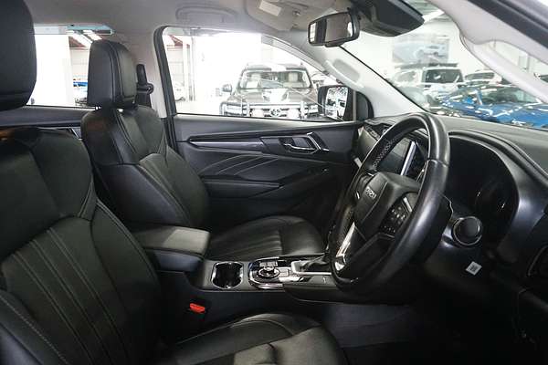 2024 Isuzu MU-X LS-T