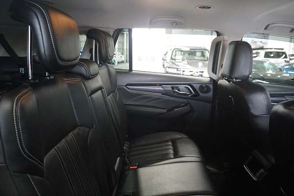 2024 Isuzu MU-X LS-T