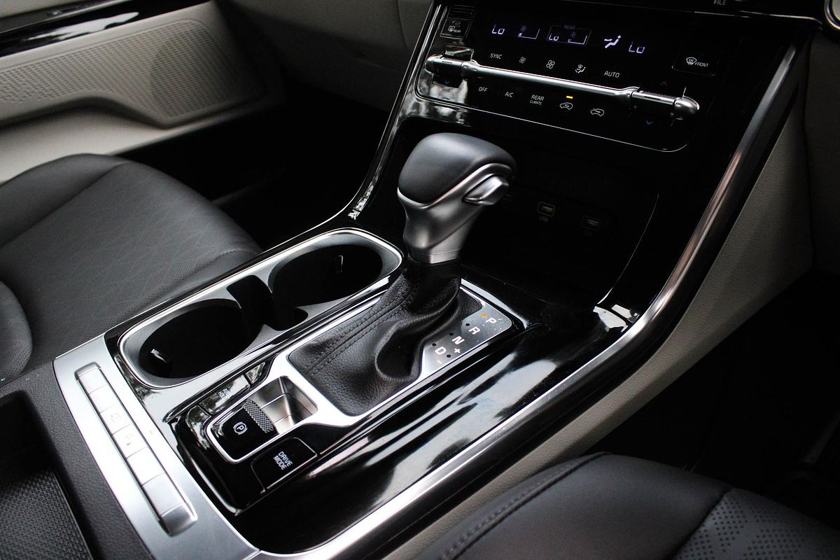 2023 Kia Carnival SLi KA4
