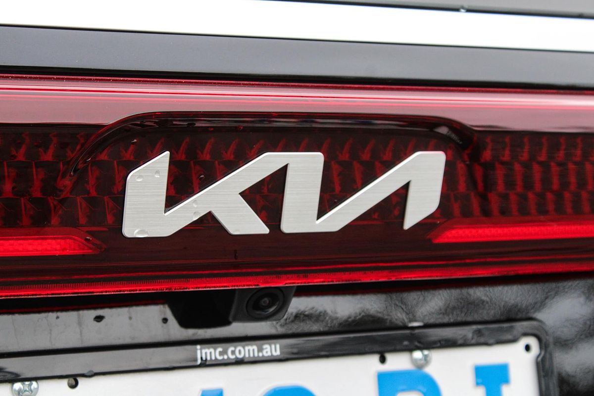 2023 Kia Carnival SLi KA4