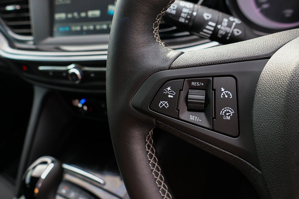 2019 Holden Commodore RS ZB