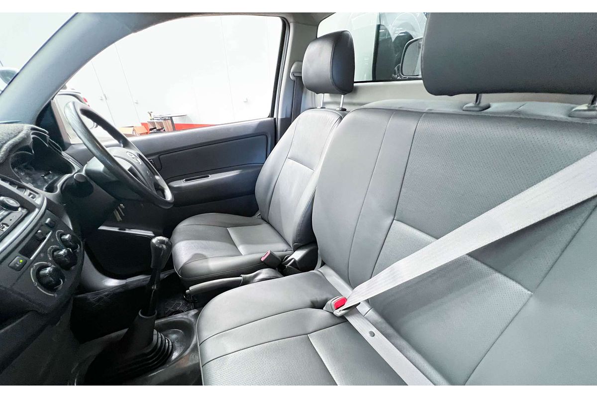 2013 Toyota Hilux Workmate TGN16R Rear Wheel Drive