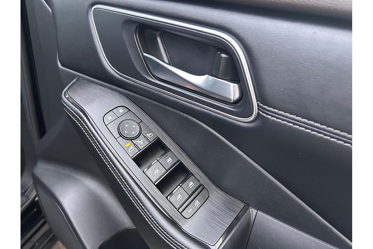 2024 Nissan X-TRAIL ST-L T33