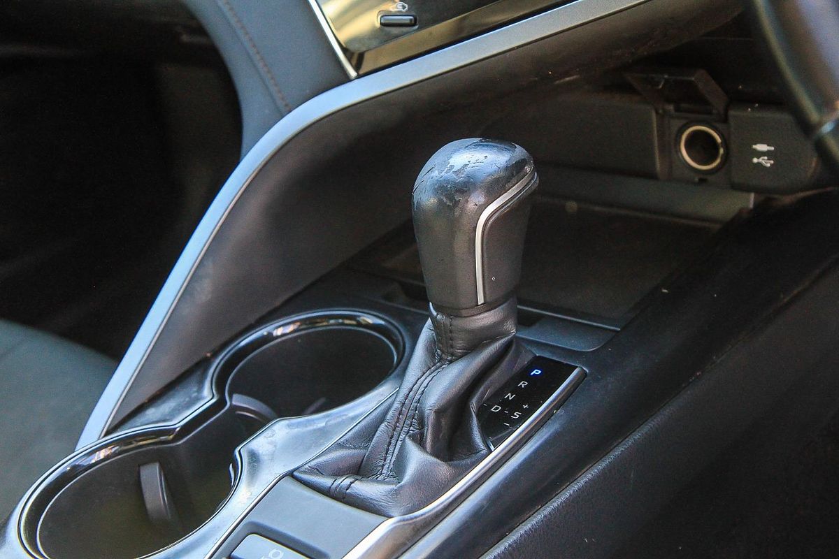 2018 Toyota Camry Ascent Sport ASV70R
