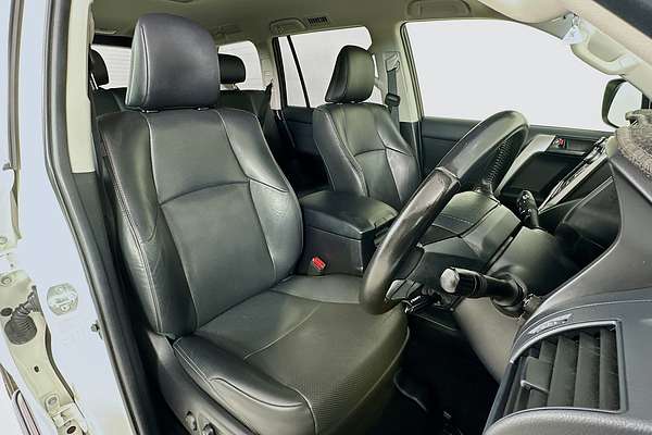 2020 Toyota LANDCRUISER PRADO GXL PREMIUM INTERIOR GDJ150R
