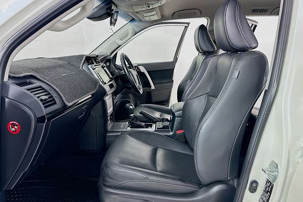 2020 Toyota LANDCRUISER PRADO GXL PREMIUM INTERIOR GDJ150R