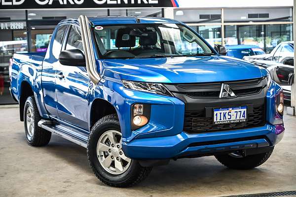 2021 Mitsubishi Triton GLX MR 4X4