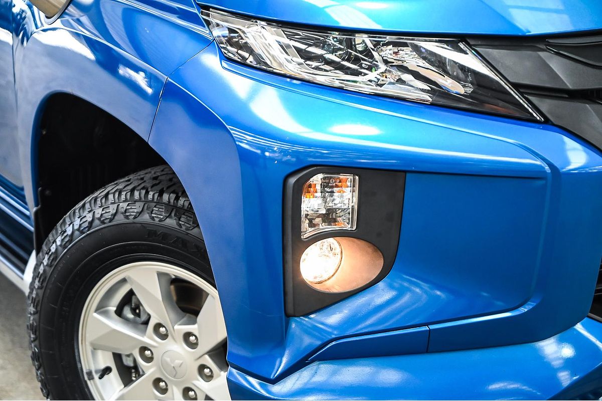 2021 Mitsubishi Triton GLX MR 4X4