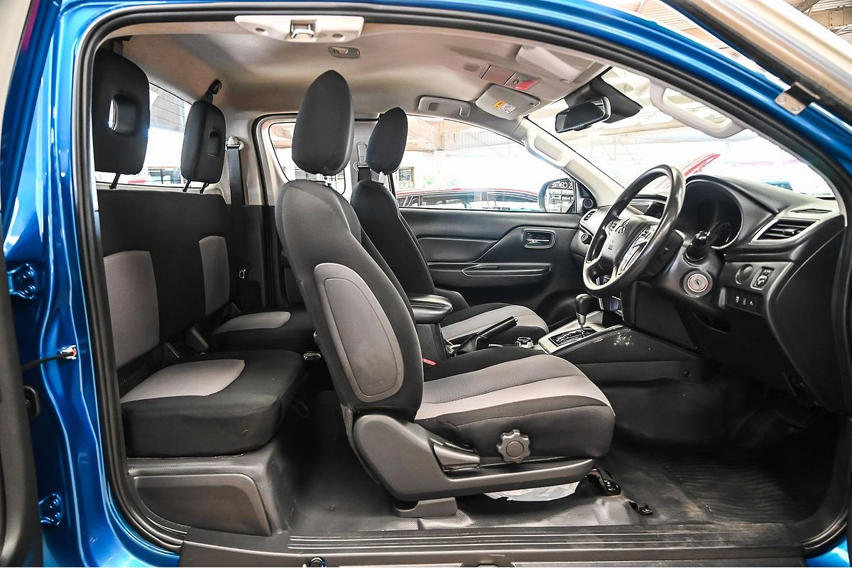 2021 Mitsubishi Triton GLX MR 4X4