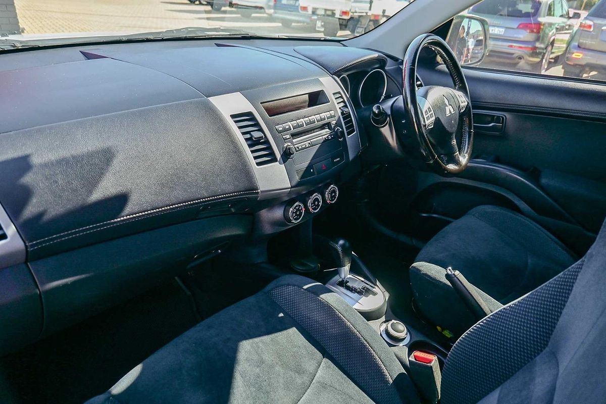 2012 Mitsubishi Outlander LS ZH