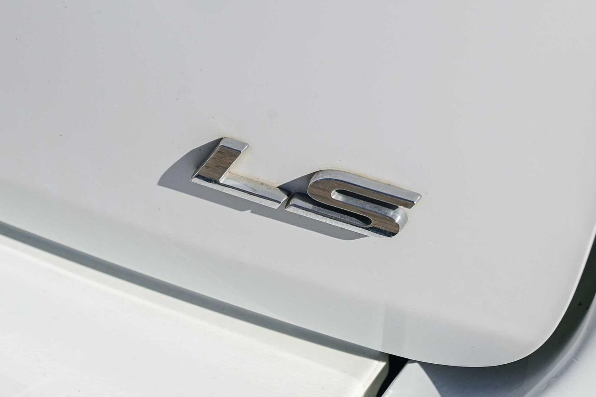 2012 Mitsubishi Outlander LS ZH