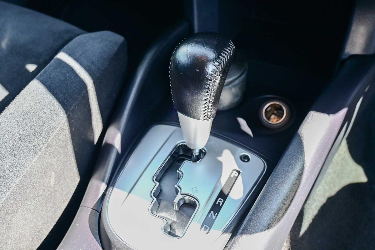 2012 Mitsubishi Outlander LS ZH