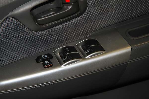 2011 Toyota Hilux SR5 KUN26R 4X4