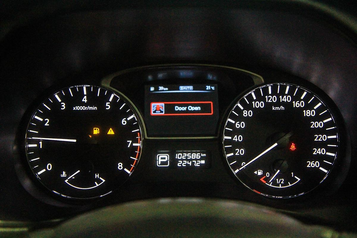2014 Nissan Pathfinder Ti R52