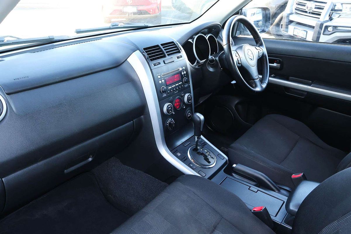 2011 Suzuki Grand Vitara JB