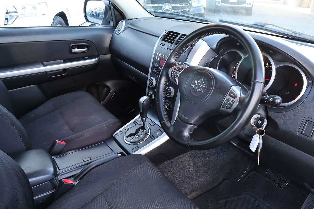 2011 Suzuki Grand Vitara JB